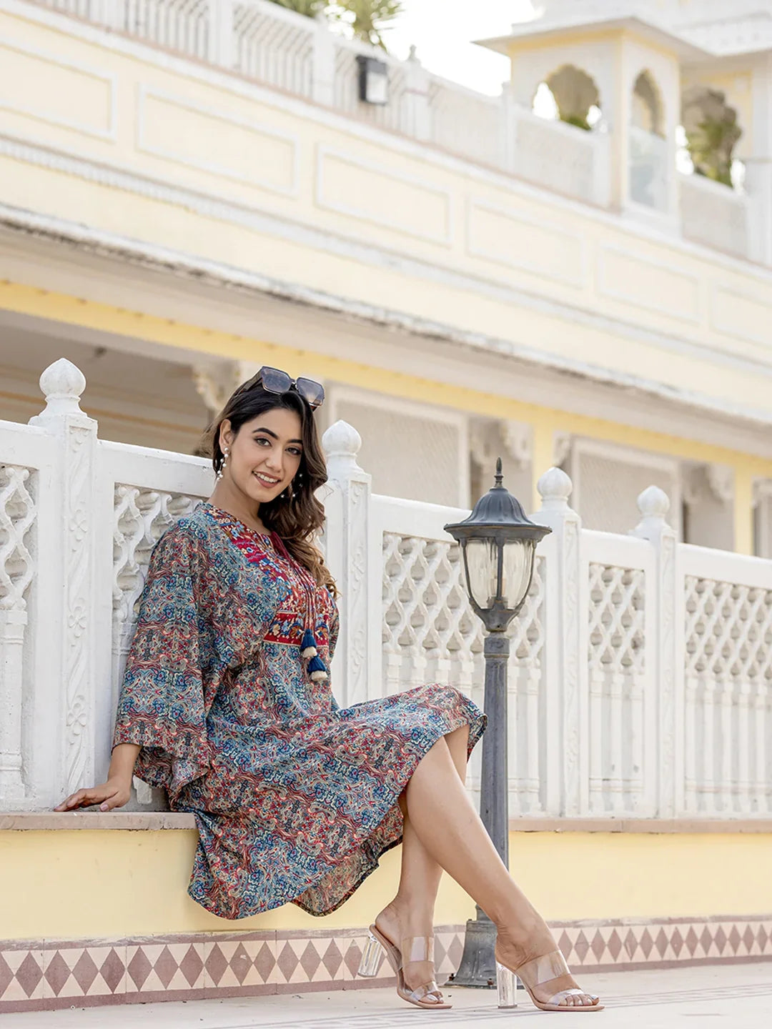 Myra WOMEN'S BLUE BREEZE BLOSSOM: RAYON SHORT GOWN