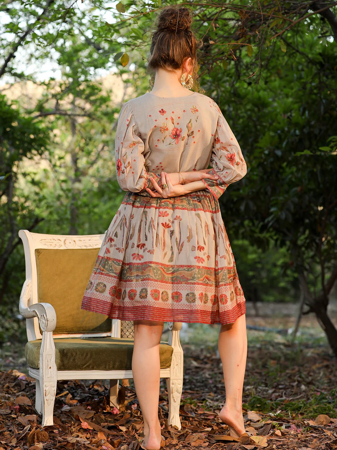 Siya WOMEN'S BEIGE BLOSSOM BREEZE: PRINTED COTTON SHORT DRESS