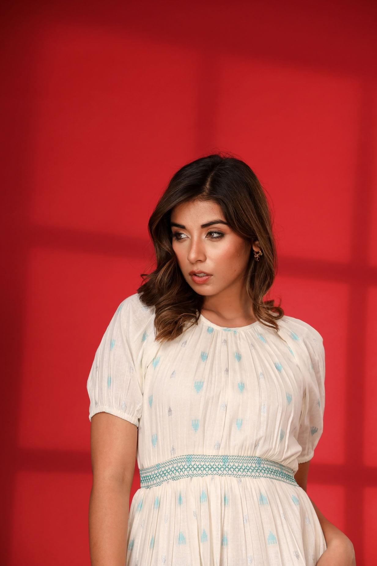 Inaaya A White Ballon Short Dress