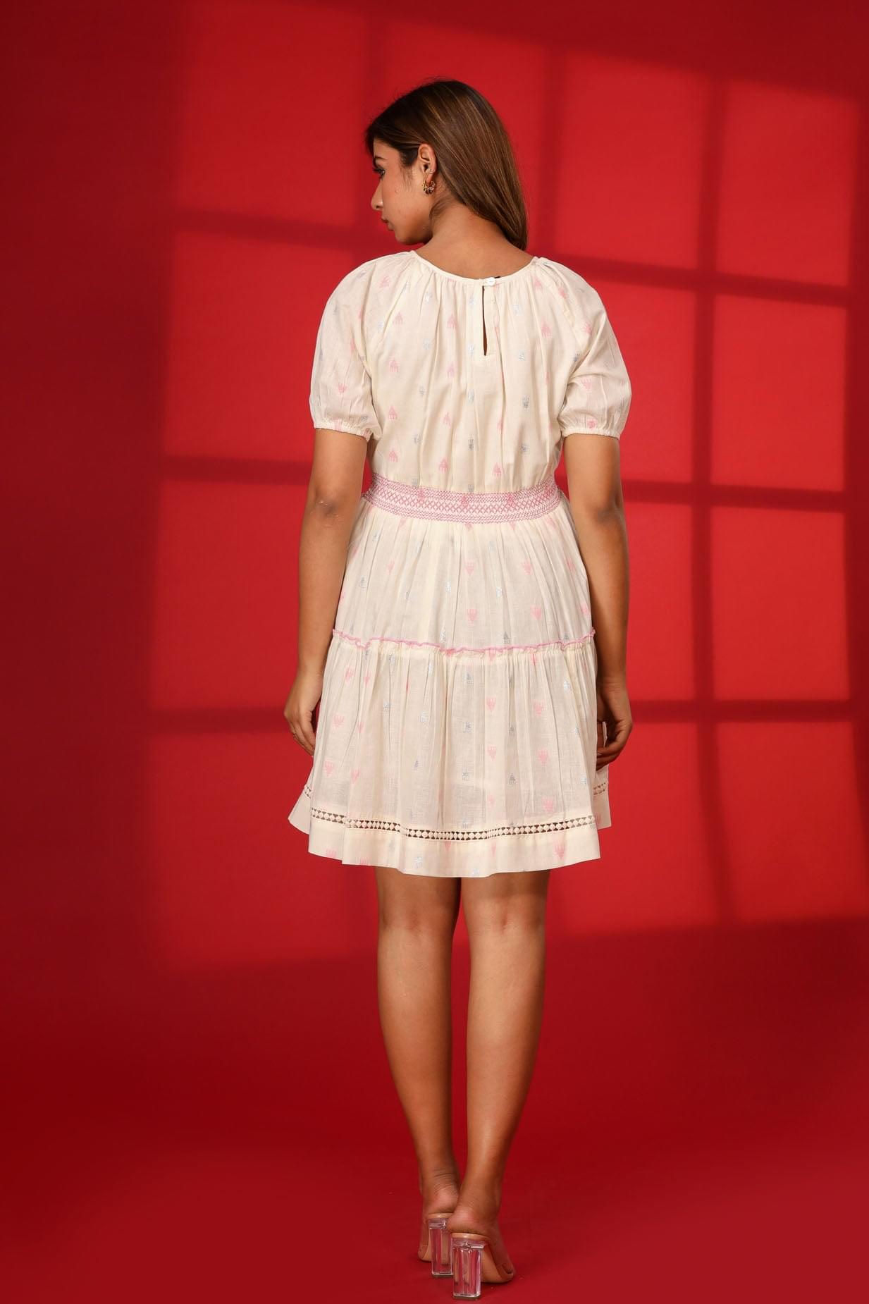 Aira A White Ballon Short Dress