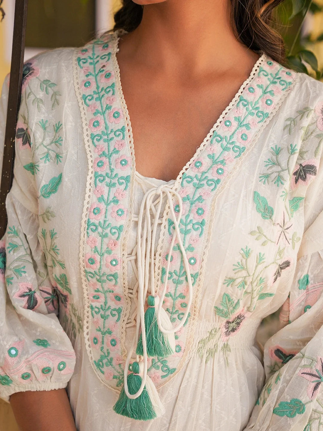 Avni Masterpiece Shorts White Embroidery Dress