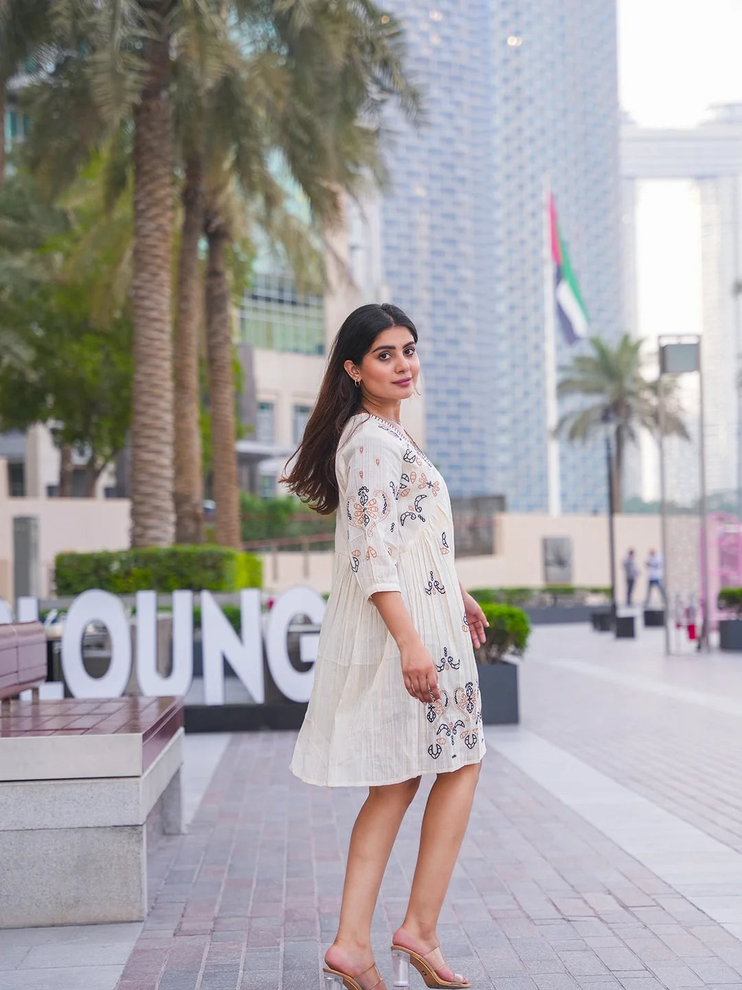 Siya WOMEN'S OFF-WHITE PURE OPULENCE: WHITE EMBROIDERY SHORT DRESS