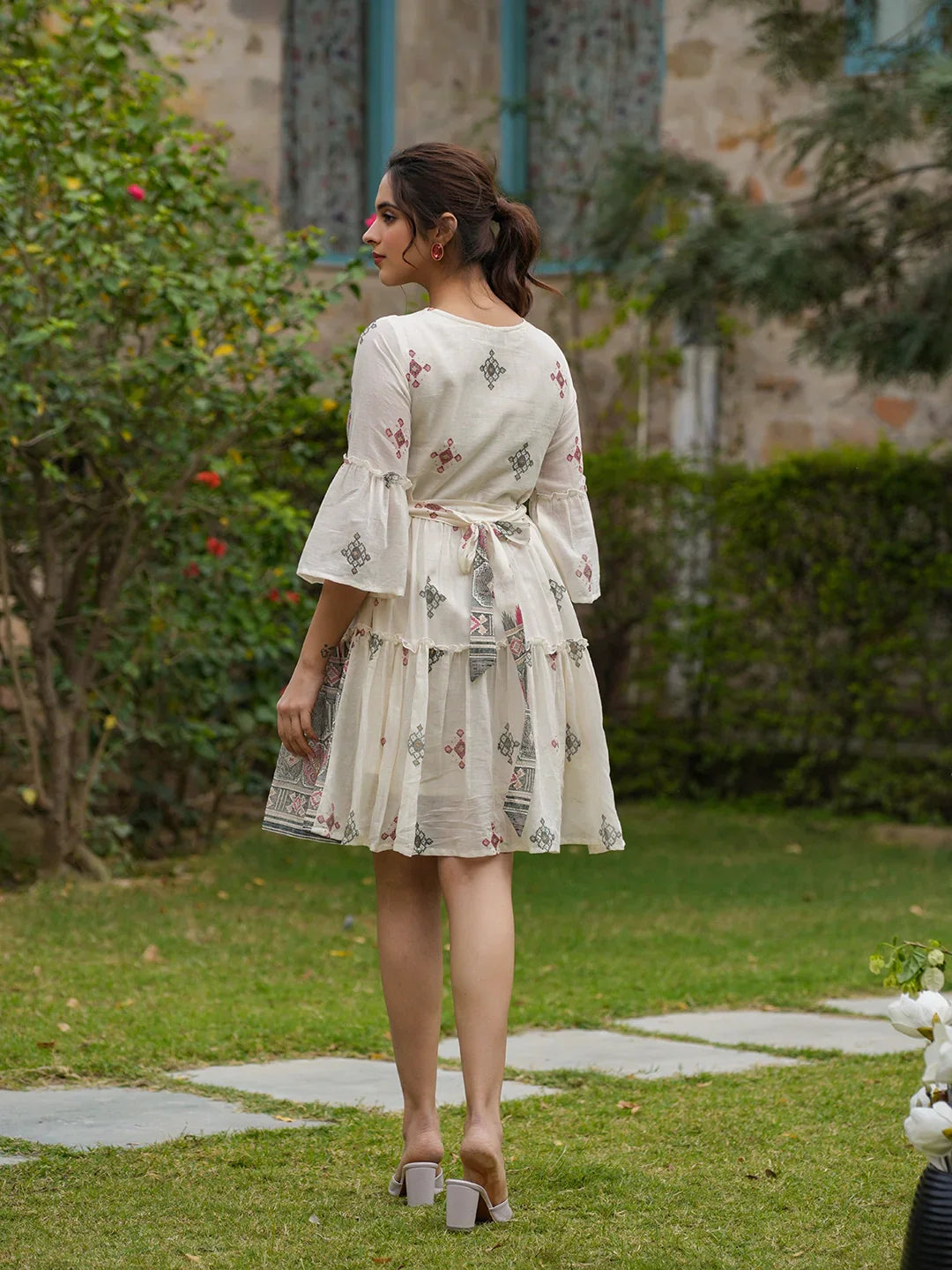 Aira WOMEN'S GREY GARDEN REVERIE: COTTON PRINTED DRESS
