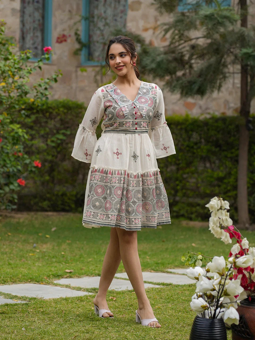 Aira WOMEN'S GREY GARDEN REVERIE: COTTON PRINTED DRESS