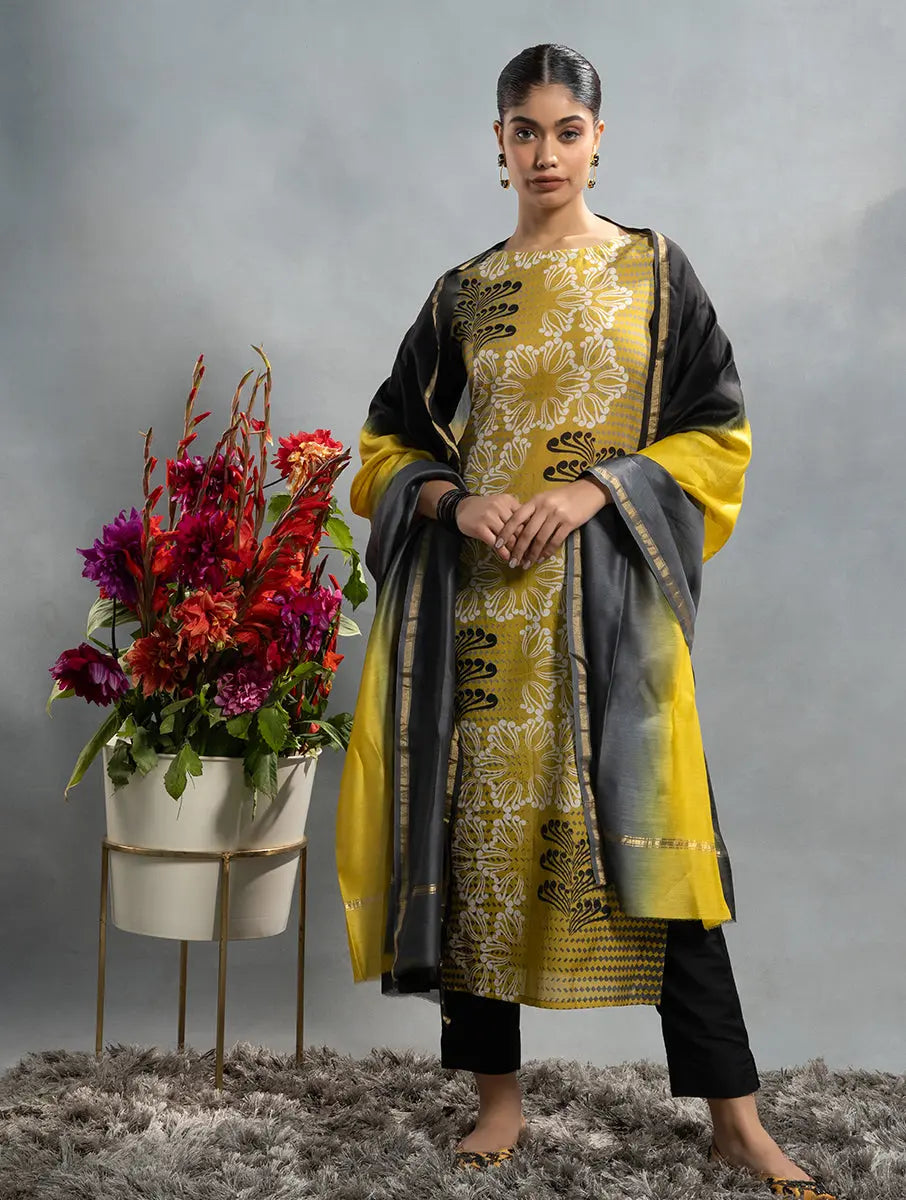 Semistitched Cotton Casual Suitset