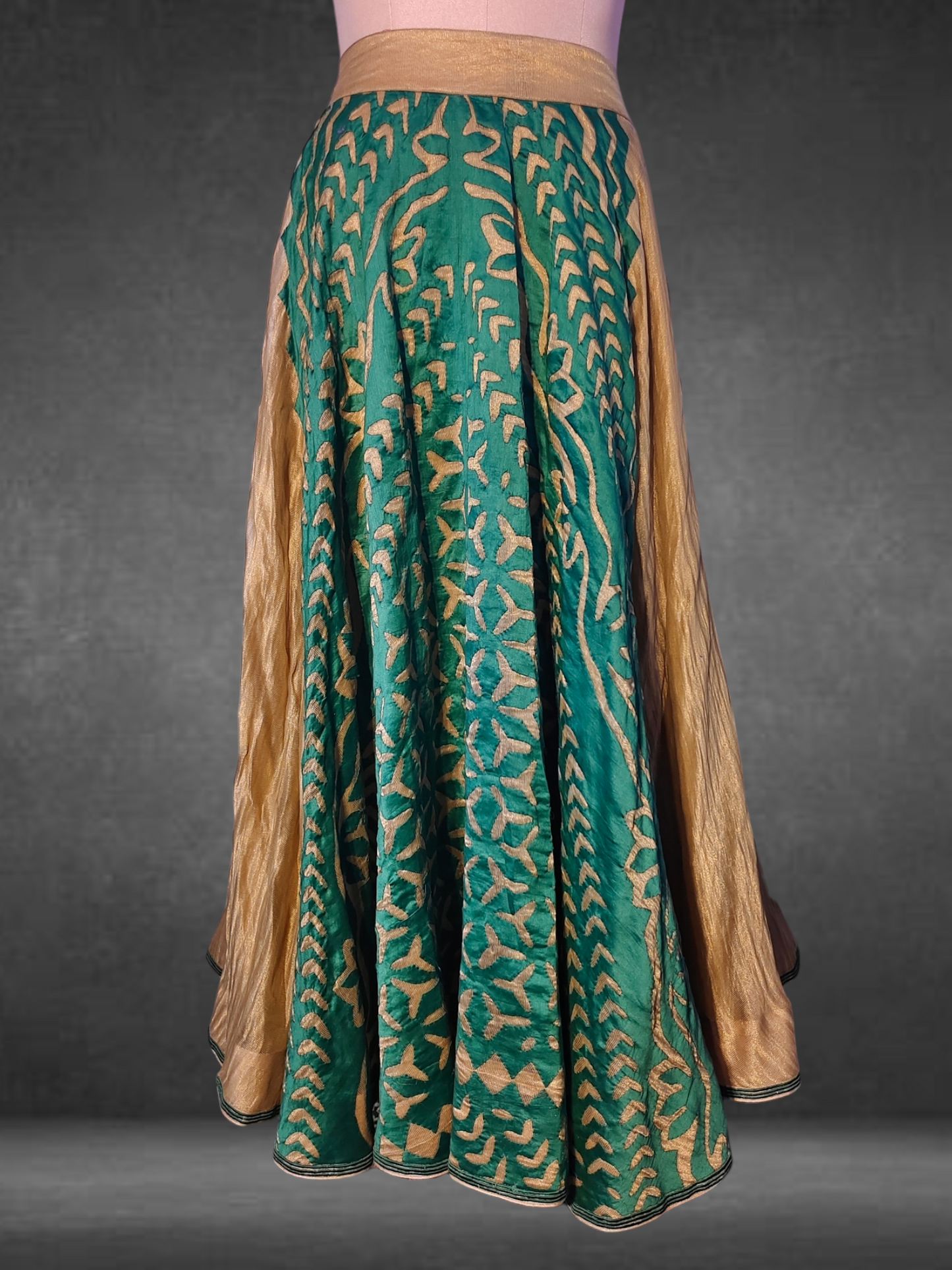 Formal Chanderi Katab Applique Skirtset (VKSKT01MAR11)